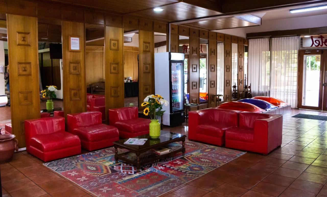 Hotel Gran Muso Los Ángeles Εξωτερικό φωτογραφία